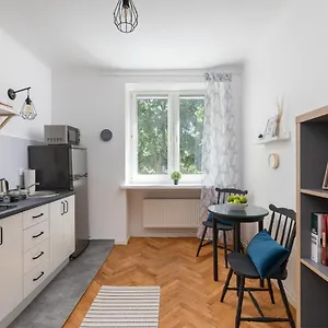 Rent Like - Bonifraterska 15 Warszawa